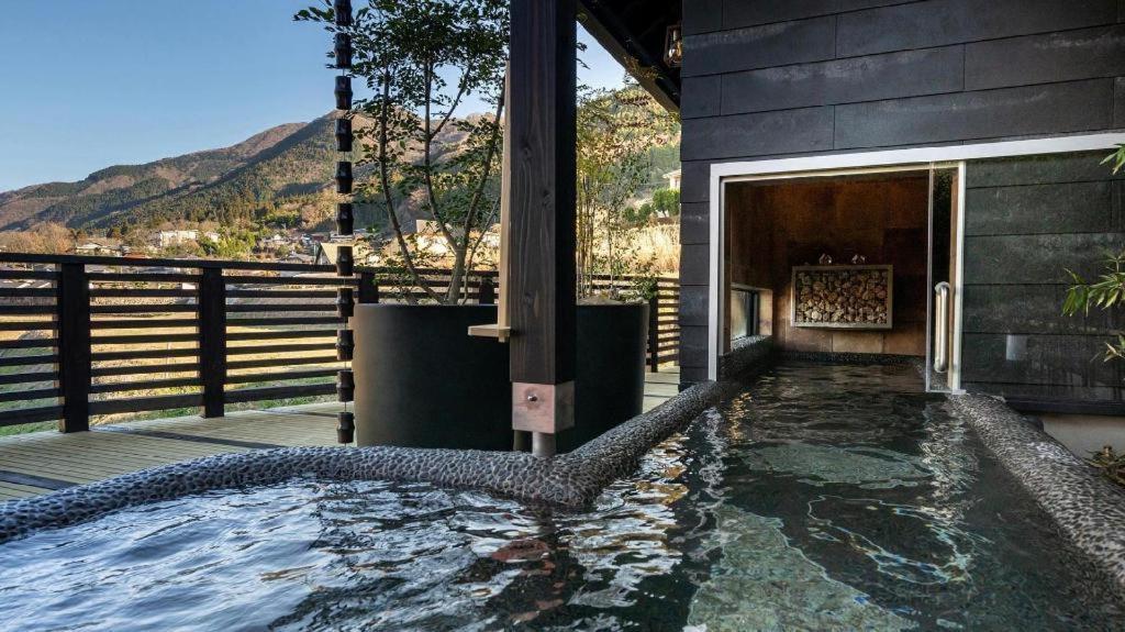 Yufuin Luxury Villa -Zakuro- Bagian luar foto