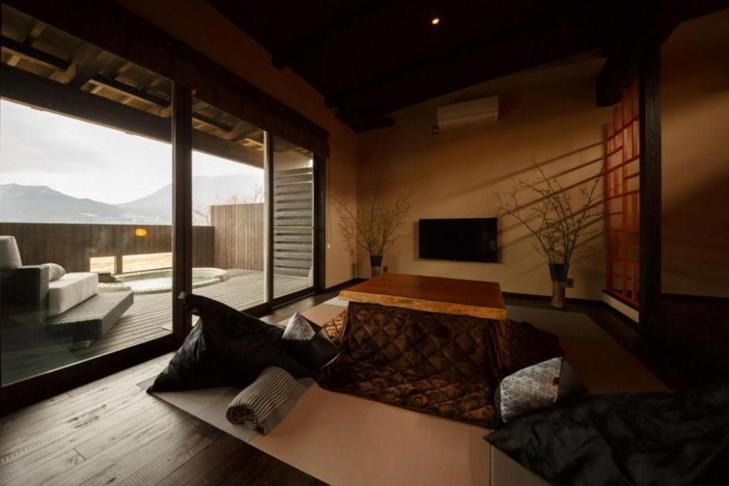 Yufuin Luxury Villa -Zakuro- Bagian luar foto